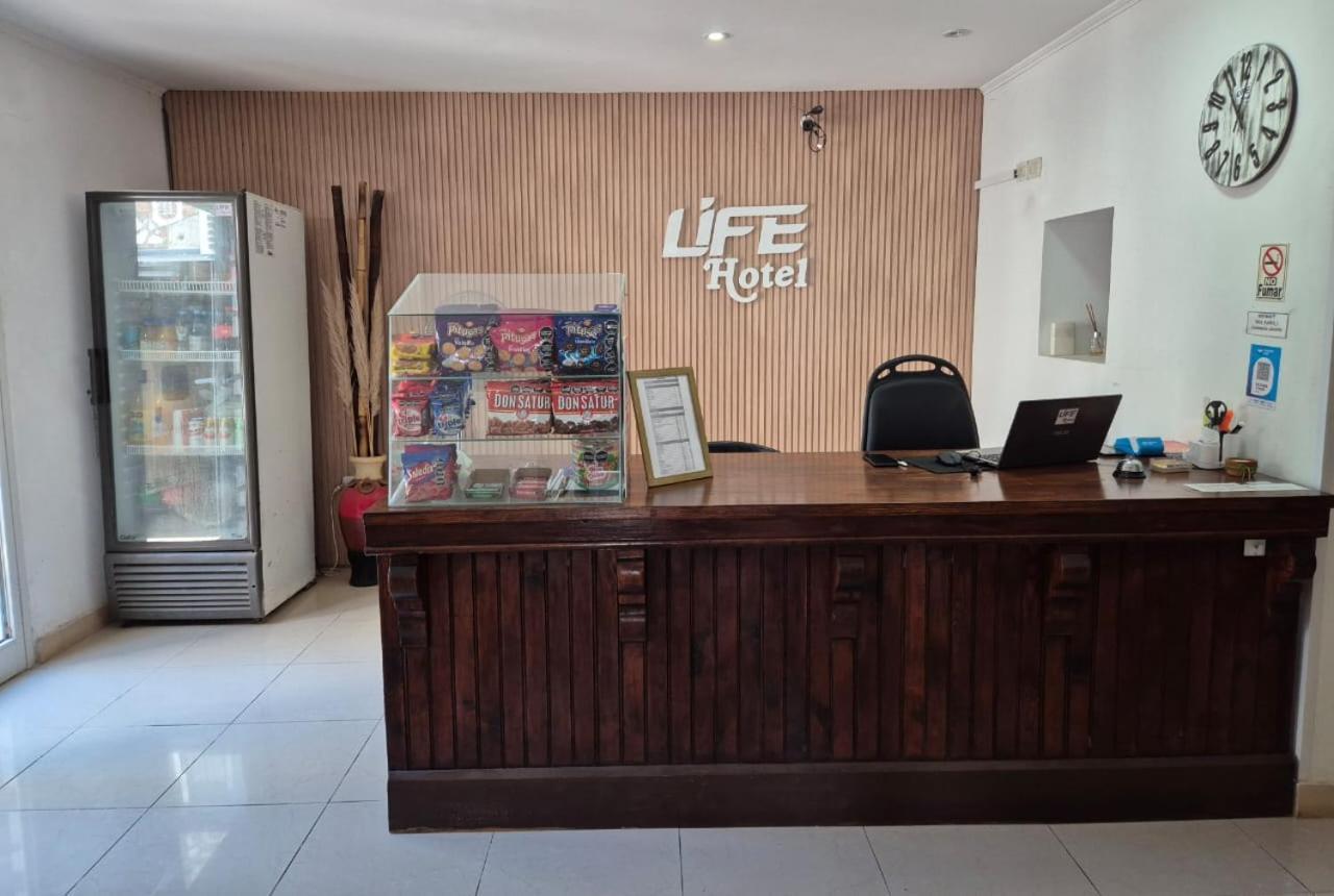 Life Hotel 3*
